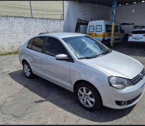 VOLKSWAGEN POLO SEDAN 1.6 MI COMFORTLINE 8V FLEX 4P MANUAL